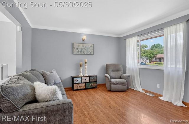 12582 Bender Drive, Sterling Heights, MI 48313