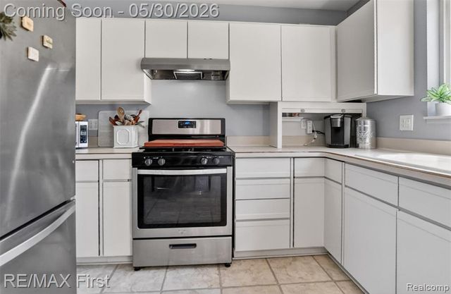 12582 Bender Drive, Sterling Heights, MI 48313