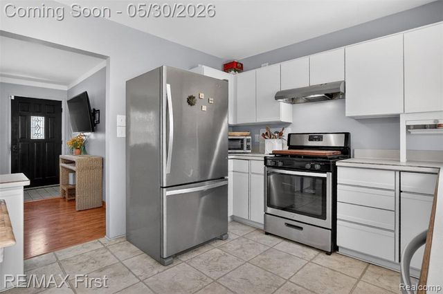 12582 Bender Drive, Sterling Heights, MI 48313