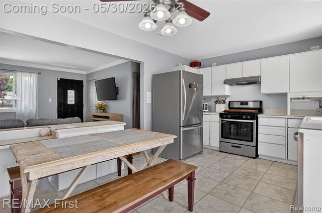 12582 Bender Drive, Sterling Heights, MI 48313
