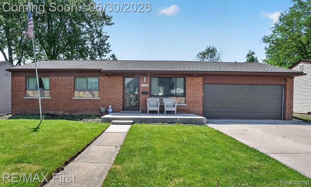 12582 Bender Drive, Sterling Heights, MI 48313
