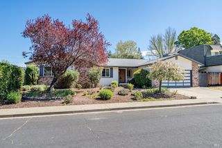 1339 Laurel Ave, Ukiah, CA 95482