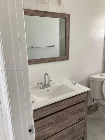 3906 SW 12th Ct 1-4, Fort Lauderdale, FL 33312