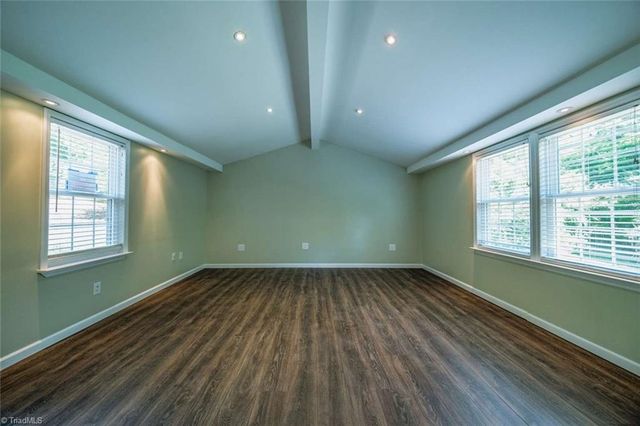 3155 Rainbow Avenue, Pfafftown, NC 27040