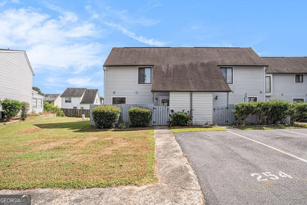 254 Country Club Drive, Jonesboro, GA 30238