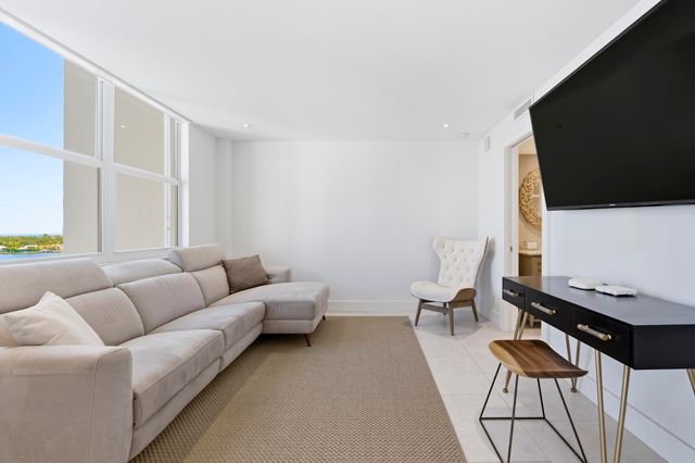 1801 S Flagler Drive 1107, West Palm Beach, FL 33401