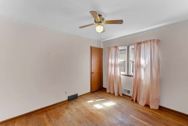 1921 33rd Street, Moline, IL 61265