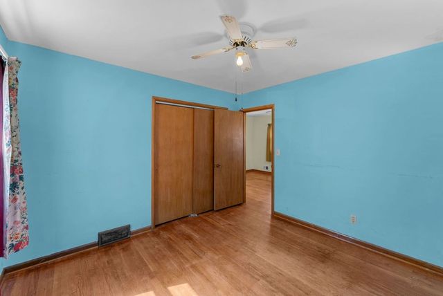 1921 33rd Street, Moline, IL 61265