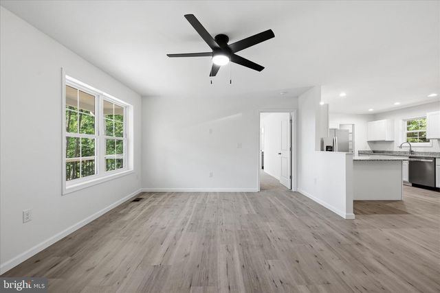 805 PHEASANT DR, Winchester, VA 22602