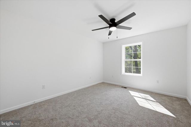 805 PHEASANT DR, Winchester, VA 22602