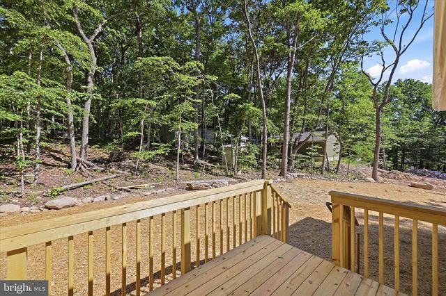 805 PHEASANT DR, Winchester, VA 22602