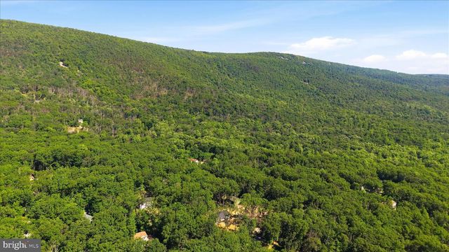 805 PHEASANT DR, Winchester, VA 22602