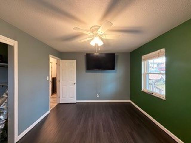 412 Woodland Dr, Clinton, TN 37716