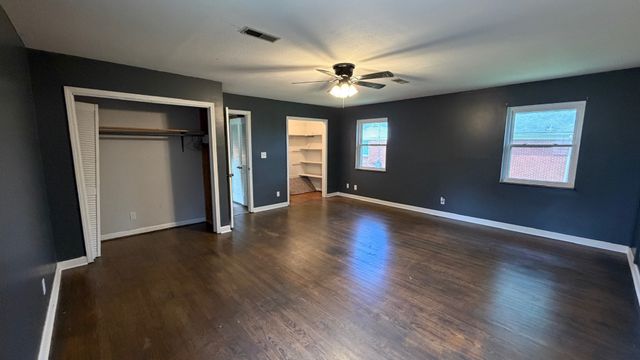 412 Woodland Dr, Clinton, TN 37716