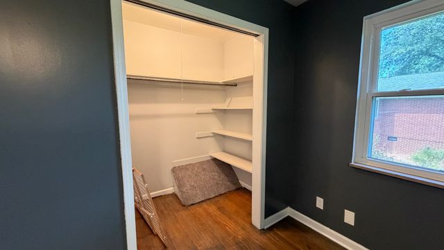 412 Woodland Dr, Clinton, TN 37716