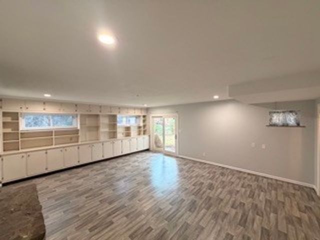 412 Woodland Dr, Clinton, TN 37716