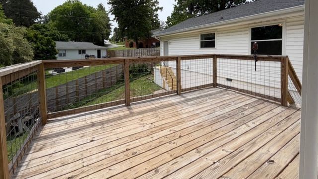 412 Woodland Dr, Clinton, TN 37716