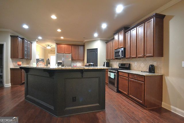 560 Tuscany Walk Lane, Lawrenceville, GA 30043