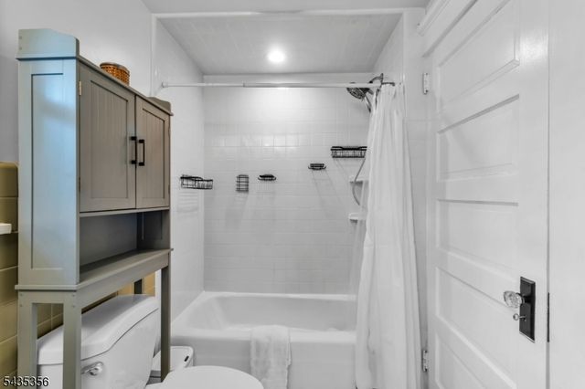 105 Somerville Rd, Bedminster Twp., NJ 07921