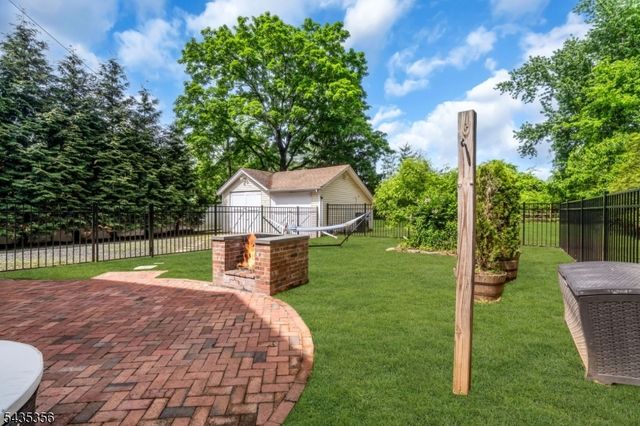 105 Somerville Rd, Bedminster Twp., NJ 07921