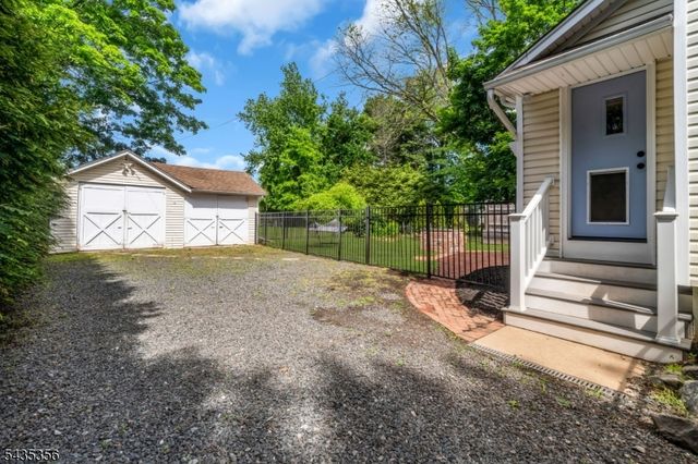 105 Somerville Rd, Bedminster Twp., NJ 07921