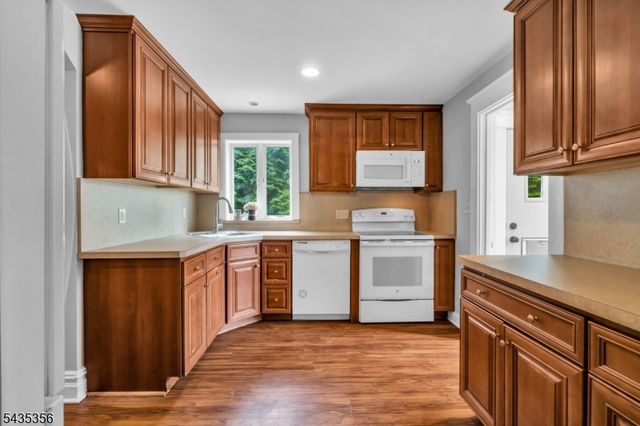 105 Somerville Rd, Bedminster Twp., NJ 07921