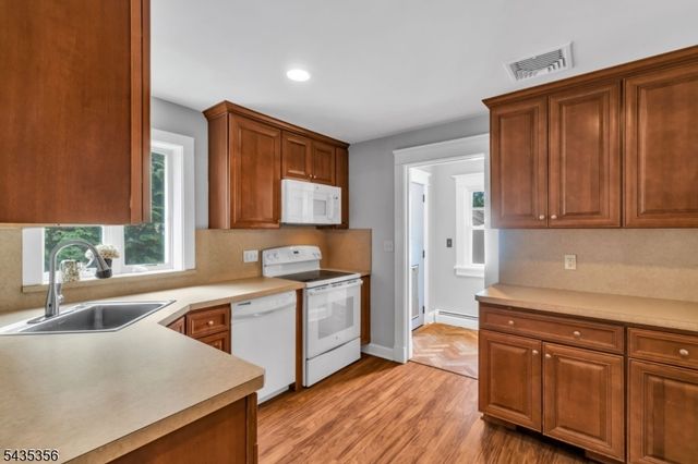 105 Somerville Rd, Bedminster Twp., NJ 07921