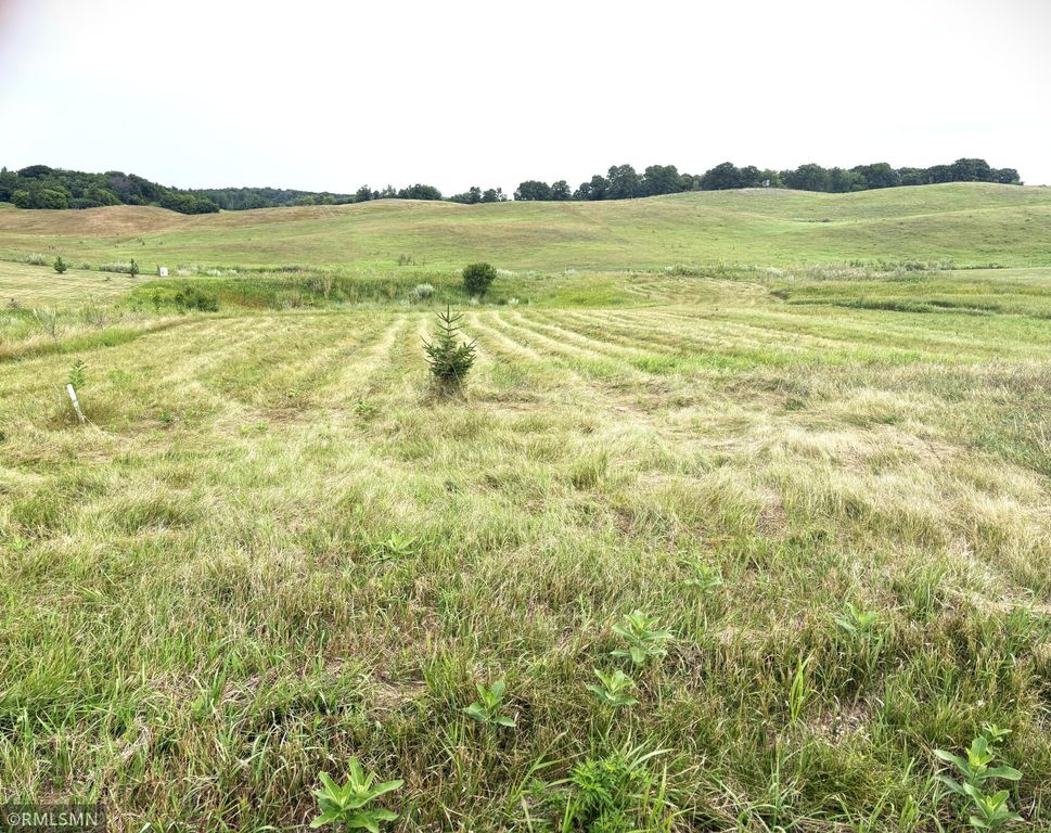 Image 1 of property listing at 910 162nd Avenue, New Richmond, WI 54017