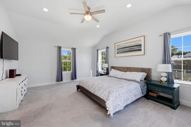 983 HIGHLAND AVE, Langhorne, PA 19047