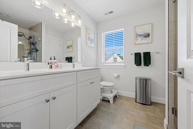 983 HIGHLAND AVE, Langhorne, PA 19047