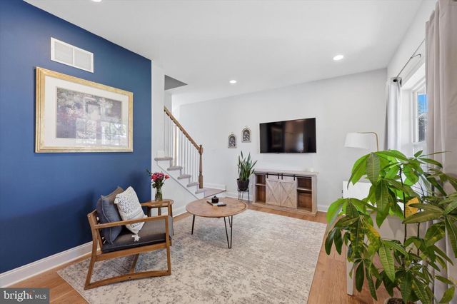 983 HIGHLAND AVE, Langhorne, PA 19047