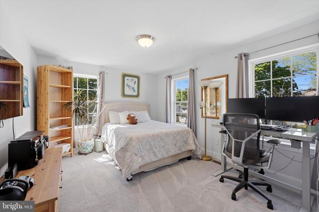 983 HIGHLAND AVE, Langhorne, PA 19047