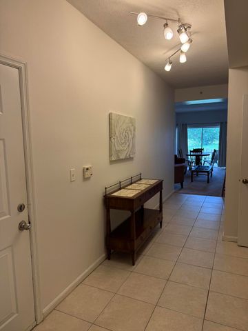 2080 Greenview Shores Boulevard 402, Wellington, FL 33414