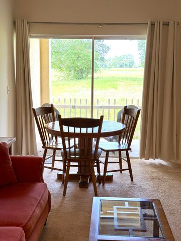 2080 Greenview Shores Boulevard 402, Wellington, FL 33414