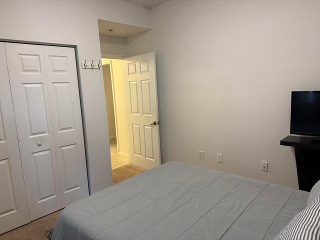 2080 Greenview Shores Boulevard 402, Wellington, FL 33414