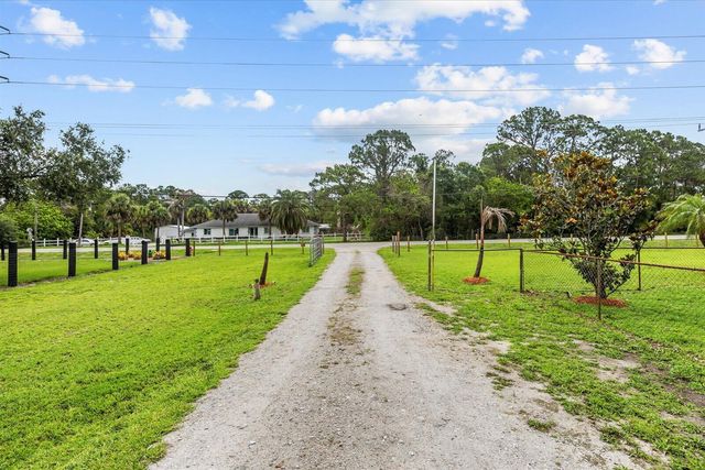 6635 58th Avenue, Vero Beach, FL 32967