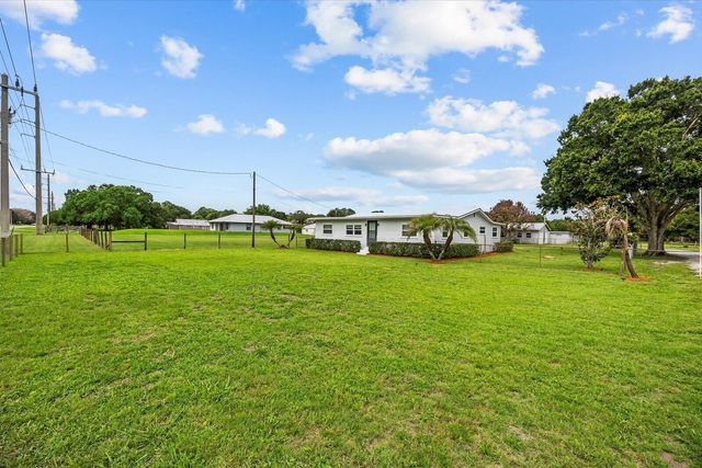 6635 58th Avenue, Vero Beach, FL 32967
