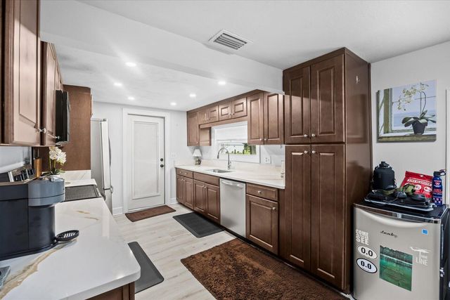 6635 58th Avenue, Vero Beach, FL 32967