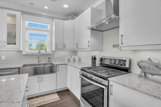 804 E Oak Island Drive, Oak Island, NC 28465