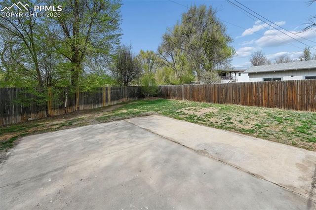 1690 River Drive, Fountain, CO 80817