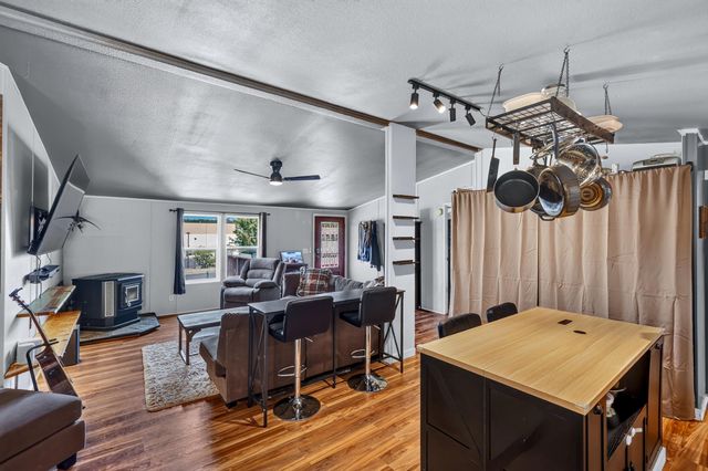 9710 E Knox Ave, Spokane Valley, WA 99206