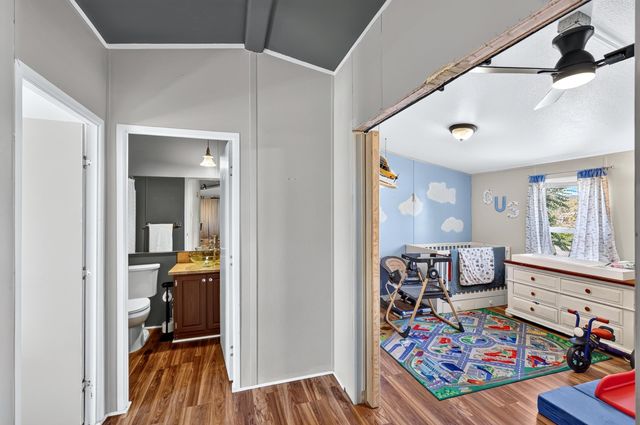 9710 E Knox Ave, Spokane Valley, WA 99206
