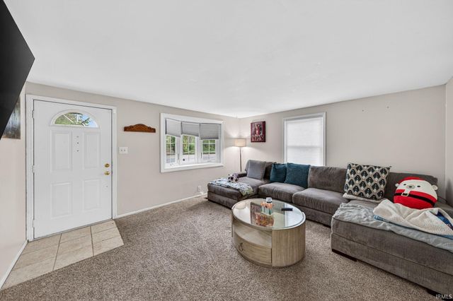 3219 Mckinley Avenue, South Bend, IN 46615