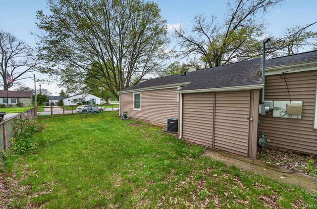 3219 Mckinley Avenue, South Bend, IN 46615