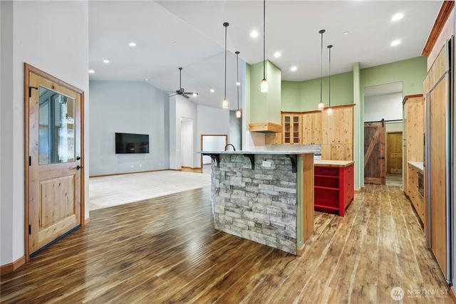 6120 Lake St Clair SE, Olympia, WA 98513