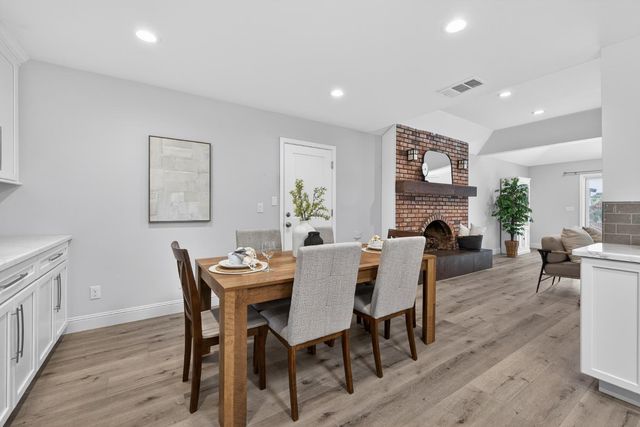 6160 N Sheridan Road, Clovis, CA 93619