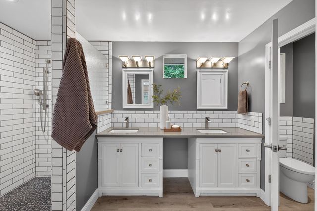 6160 N Sheridan Road, Clovis, CA 93619