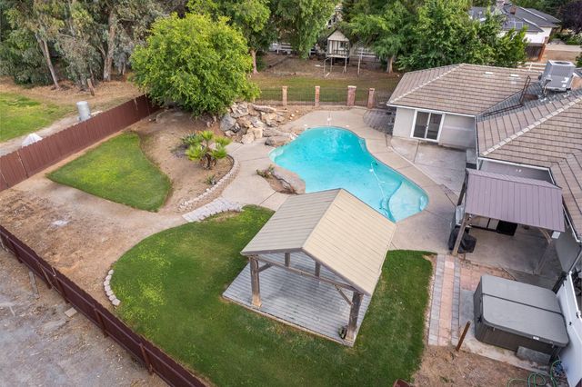 6160 N Sheridan Road, Clovis, CA 93619