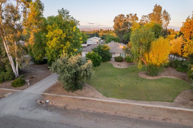 6160 N Sheridan Road, Clovis, CA 93619