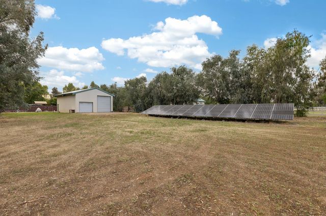 6160 N Sheridan Road, Clovis, CA 93619